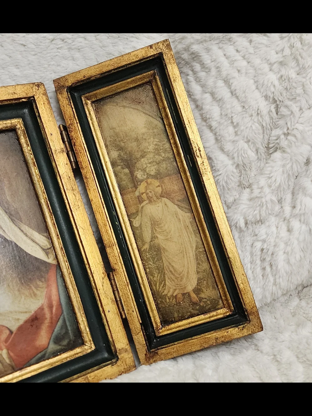 Beautiful Vintage 1970 Religious Triptych – Devotional Art with Wooden Frame